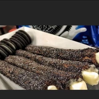 Oreo Filled (2pcs)