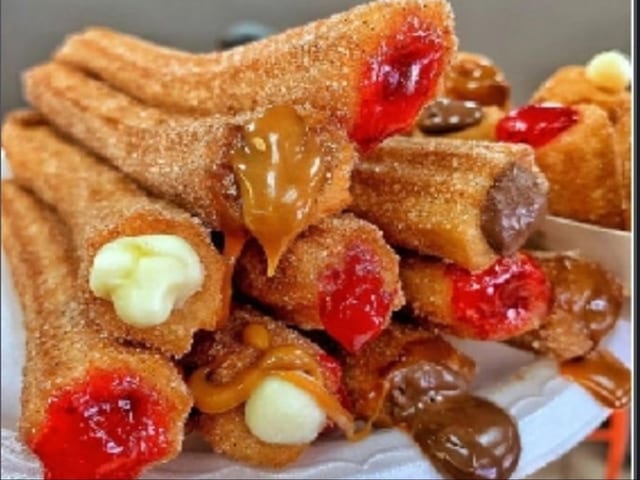 2pc Filled Churros.